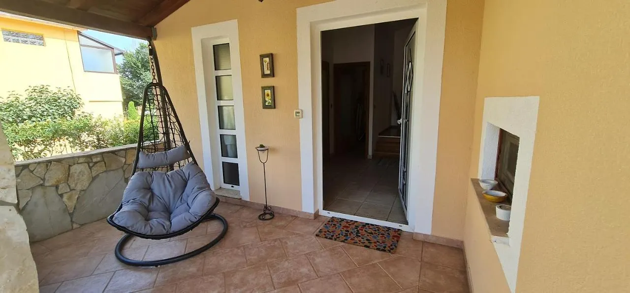 Sunny Garden Villa With Pool Loborika Croatia
